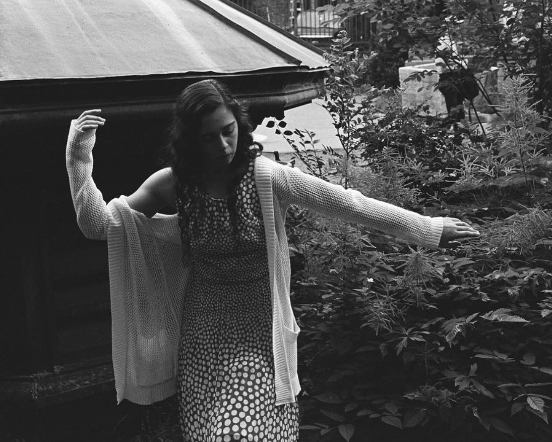 Maxine Flasher-Düzgüneş dancing; photo is in black and white
