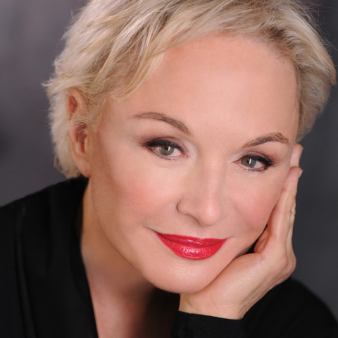 Sandra Lloyd